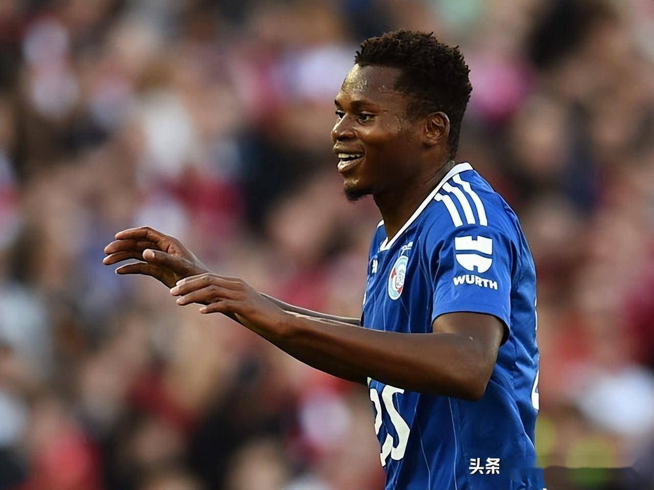 体育直播关于法甲集结日再迎强敌，上海申花遗憾出局，主帅态度：话题不断，更衣室氛围转暖的信息