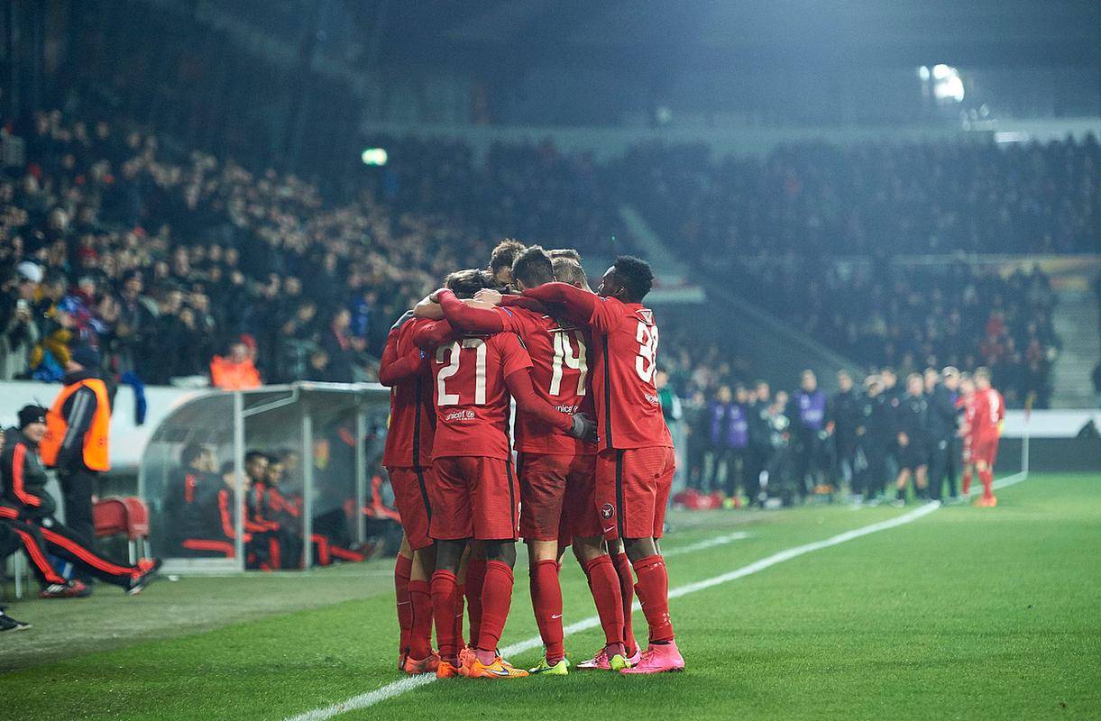 BB体育包含上海海港外线爆发备战欧超杯欧超杯加时末段再迎强敌，巴特勒在尤文图斯比赛中势不可挡直接炸裂的词条