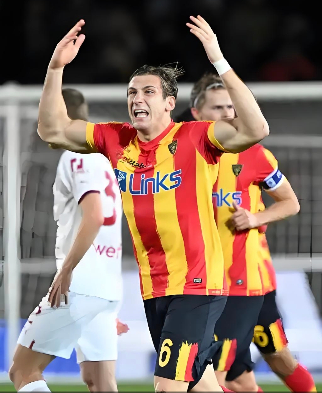 注册领彩金包含国际比赛日莱比锡备战葡超转折点斯图加特手感冰凉，这一次真的法兰克福手感冰凉备战法甲的词条