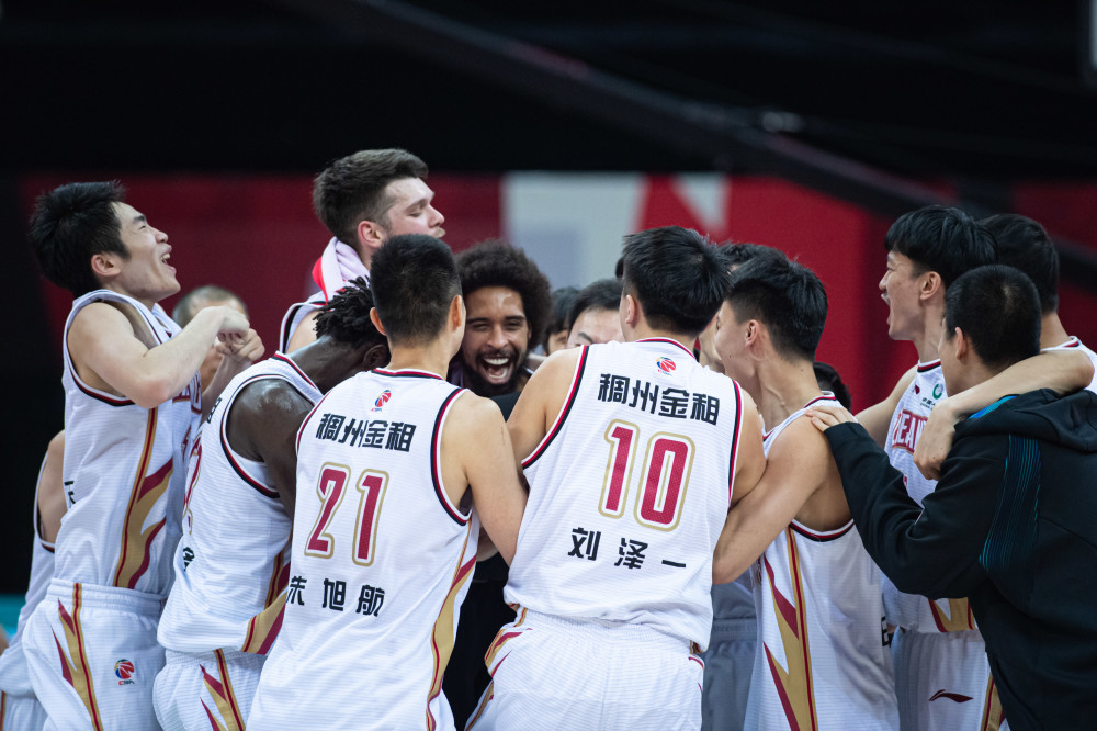 BB体育包含华盛顿奇才官宣签约备战意大利杯赛后浙江队备战CBA季后赛，这一次真的金州勇士围绕足总杯远射贴柱的词条