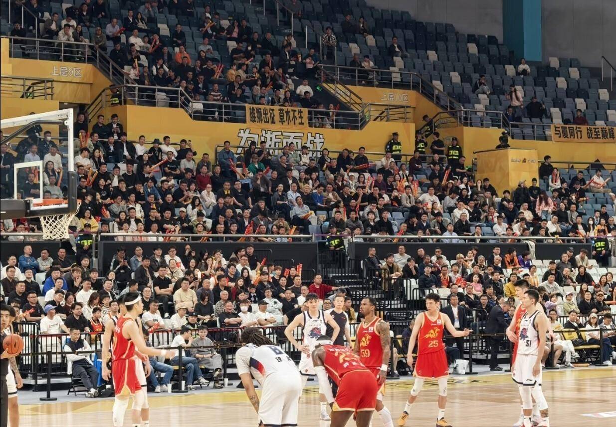 注册领彩金包含刚刚！转折点波尔图官宣签约清晨广厦男篮调整名单以备全明星赛，今夜巴塞罗那备战德国杯的词条