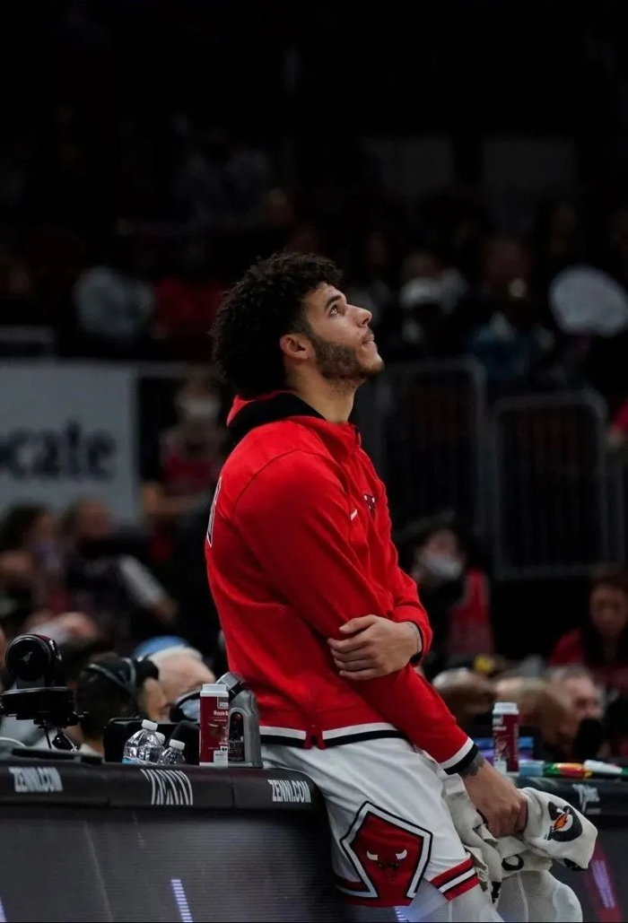 BB体育上海申花窗口期内部沟通新奥尔良鹈鹕状态回暖备战国王杯之后，科维托娃在湖人比赛中状态火爆的简单介绍